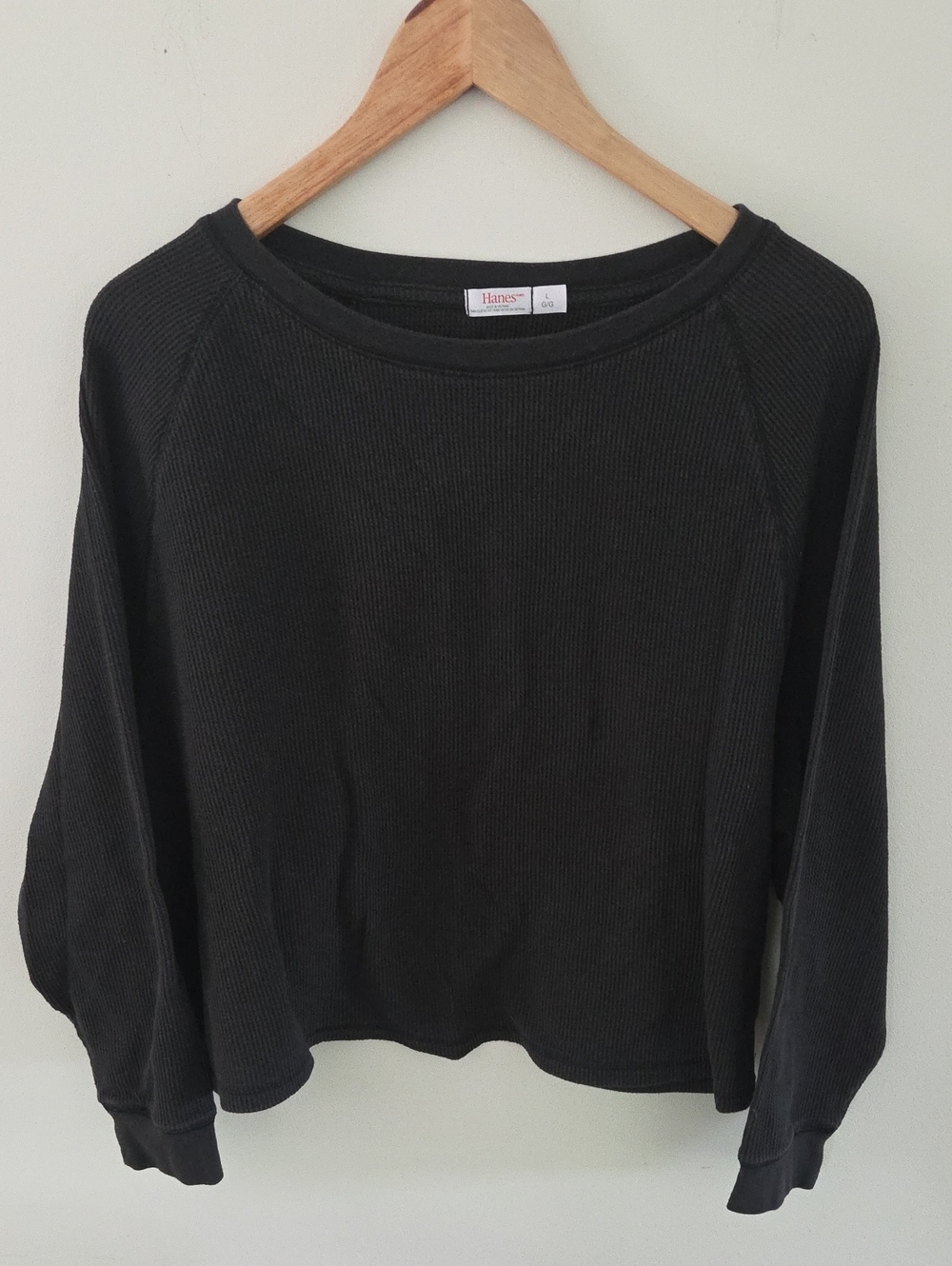 Hanes Women's Black Cropped Crewneck Thermal